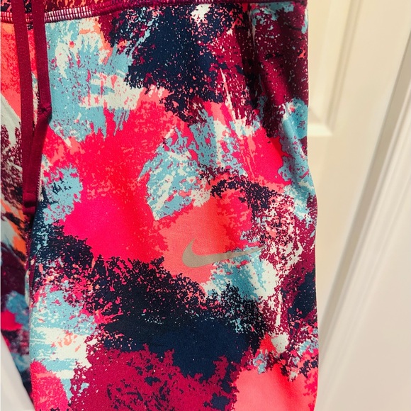 Nike Splatter Print Light Compression Capri Leggings Women Medium M - Picture 3 of 5